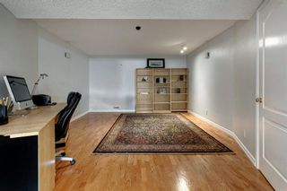 Photo 23: 54 Sierra Morena Green SW in Calgary: Signal Hill Semi Detached for sale : MLS®# A1203385
