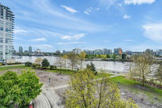 Photo 19: 606 980 COOPERAGE Way in Vancouver: Yaletown Condo for sale in "COOPERS POINTE" (Vancouver West)  : MLS®# R2874852