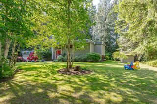 Photo 3: 805 Bradley Dyne Rd in North Saanich: NS Ardmore House for sale : MLS®# 932824
