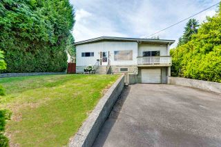 Photo 1: 429 E EIGHTH Avenue in New Westminster: The Heights NW House for sale in "The Heights" : MLS®# R2173055