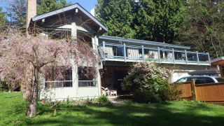 Photo 1: 2426 LOWER Road: Roberts Creek House for sale (Sunshine Coast)  : MLS®# R2150422