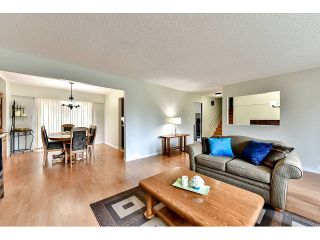 Photo 5: 14410 CHARTWELL Drive in Surrey: Bear Creek Green Timbers House for sale in "CHARTWELL" : MLS®# F1439032