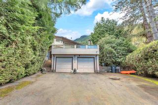 Photo 5: 5628 SUMAC Place in North Vancouver: Grouse Woods House for sale : MLS®# R2878264