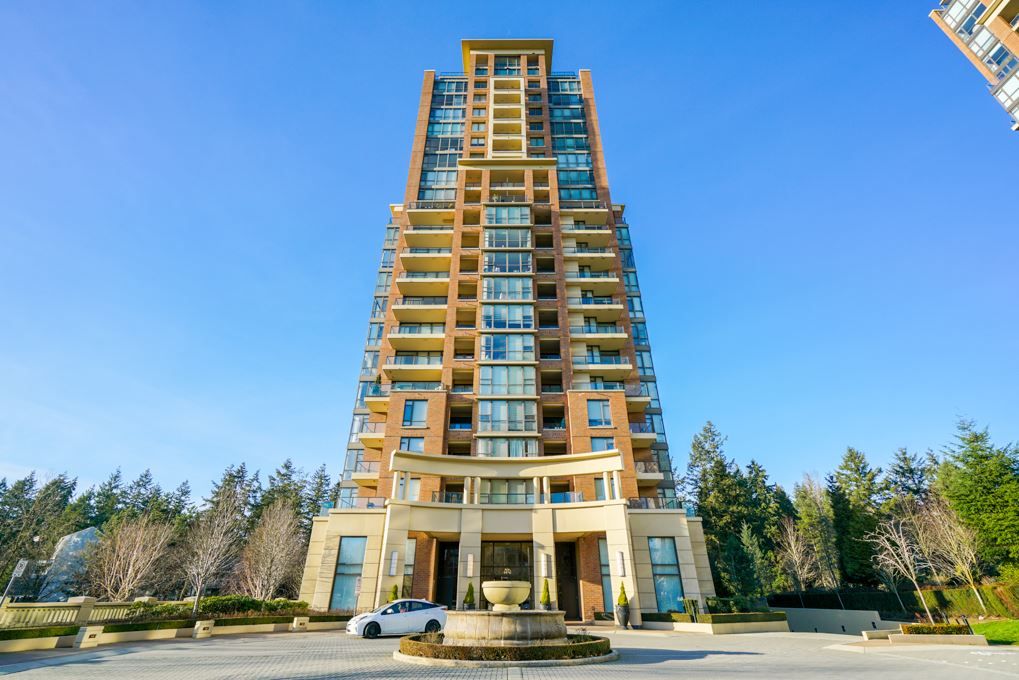 Main Photo: 2402 6823 STATION HILL Drive in Burnaby: South Slope Condo for sale in "BELVEDERE" (Burnaby South)  : MLS®# R2336774