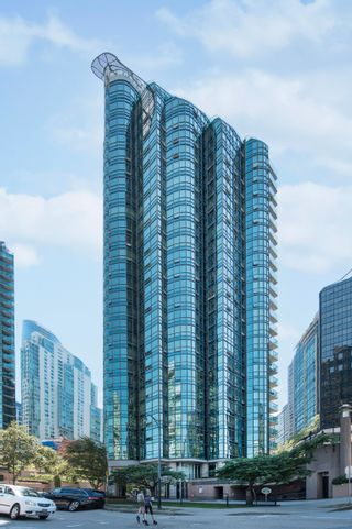 Photo 2: 1205 588 BROUGHTON Street in Vancouver: Coal Harbour Condo for sale in "HARBOURSIDE PARK I" (Vancouver West)  : MLS®# R2880578