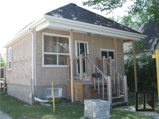 Photo 2: 11 Elkhorn Street in Winnipeg: Brooklands Residential for sale (5D)  : MLS®# 1819314