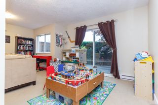 Photo 28: 915 North Hill Pl in Langford: La Florence Lake Row/Townhouse for sale : MLS®# 858789