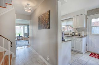 Photo 4: 8 Lawrence Crescent in Clarington: Bowmanville House (2-Storey) for sale : MLS®# E5623545