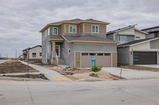 Photo 1: 144 MULBERRY CREEK Drive in Winnipeg: Prairie Pointe Residential for sale (1R)  : MLS®# 202328405