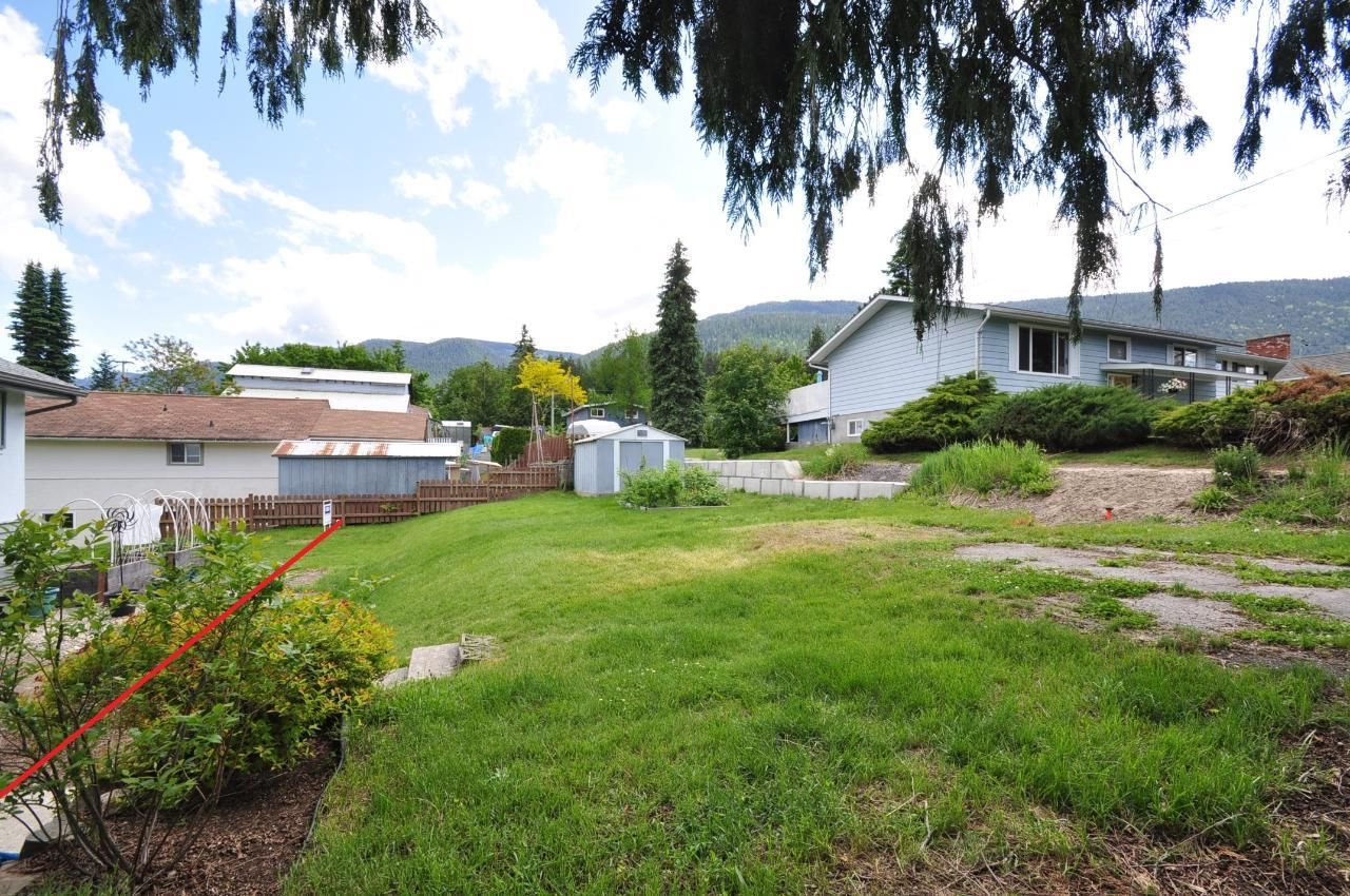 Main Photo: Lot A WEST GORE STREET in Nelson: Vacant Land for sale : MLS®# 2470926