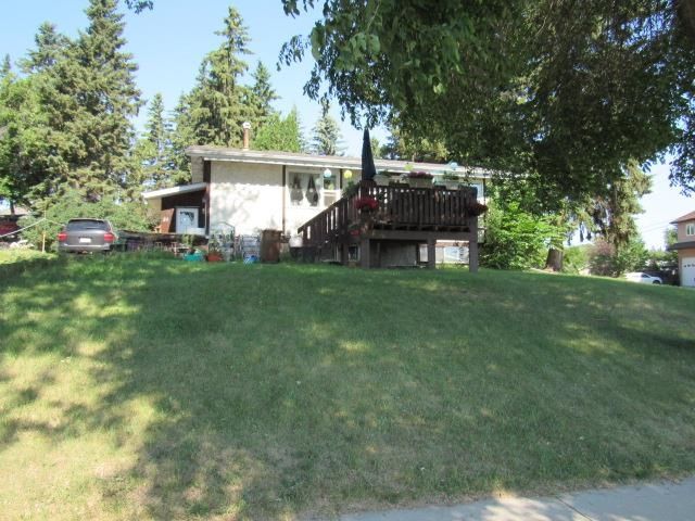 FEATURED LISTING: 21 Mission Avenue St. Albert