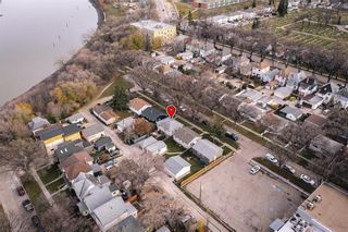 Photo 22: 401 Woodward Avenue in Winnipeg: Riverview Residential for sale (1A)  : MLS®# 202126686