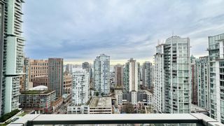 Photo 1: 2304 833 SEYMOUR Street in Vancouver: Downtown VW Condo for sale in "Capital Residences" (Vancouver West)  : MLS®# R2837919