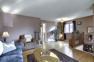 Photo 2: 319 SCENIC GLEN Place NW in Calgary: Scenic Acres Detached for sale : MLS®# A1021261