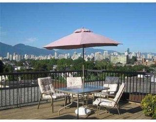 Photo 4: 209-2125 W 2nd Ave in Vancouver: Kitsilano Condo for sale in "Sunny Lodge" (Vancouver West) 