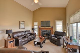 Photo 3: 272 RD: Blackie Detached for sale : MLS®# C4305912