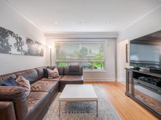 Photo 4: 48 Fraserton Crescent in Toronto: Bendale House (Bungalow) for sale (Toronto E09)  : MLS®# E6042468