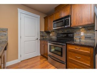 Photo 8: 312 2068 SANDALWOOD Crescent in Abbotsford: Central Abbotsford Condo for sale in "THE STERLING" : MLS®# R2706679
