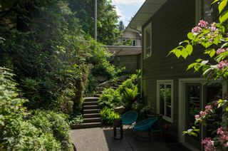 Photo 35: 560 ESQUIMALT Avenue in West Vancouver: Park Royal House for sale : MLS®# R2782169