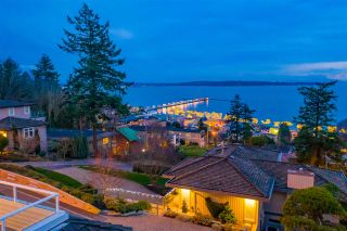 Photo 24: 1285 EVERALL Street: White Rock House for sale (South Surrey White Rock)  : MLS®# R2535467