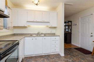 Photo 10: 145 7790 KING GEORGE Boulevard in Surrey: East Newton Manufactured Home for sale in "CRISPEN BAYS" : MLS®# R2121251