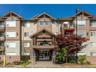 Photo 2: 205 2581 LANGDON Street in Abbotsford: Abbotsford West Condo for sale in "Cobblestone" : MLS®# R2381074
