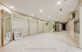Photo 8: 1662 Avenue Road in Toronto: Bedford Park-Nortown Property for lease (Toronto C04)  : MLS®# C6214436
