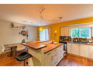 Photo 10: 1 9900 VALLEY Drive in Squamish: Valleycliffe Townhouse for sale in "LINCON GARDENS" : MLS®# V1141731