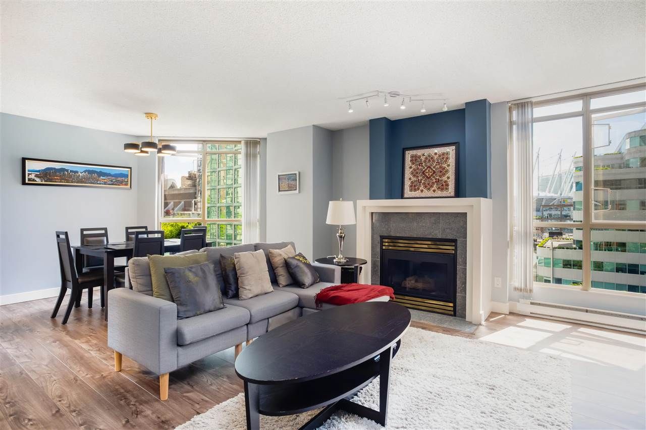 Main Photo: 901 867 HAMILTON Street in Vancouver: Downtown VW Condo for sale in "Jardine's Lookout" (Vancouver West)  : MLS®# R2588000