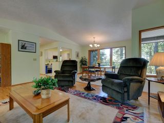 Photo 4: 4970 Prospect Lake Rd in Saanich: SW Prospect Lake House for sale (Saanich West)  : MLS®# 854469