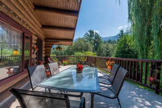 Photo 29: 1621 COLUMBIA VALLEY Road in Columbia Valley: Cultus Lake South House for sale (Cultus Lake & Area)  : MLS®# R2709969