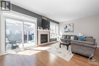 Photo 14: 754 PUTNEY CRESCENT in Ottawa: House for sale : MLS®# 1386736