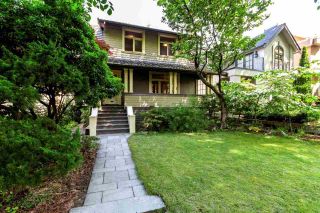 Photo 1: 737 W 26 Avenue in Vancouver: Cambie House for sale (Vancouver West)  : MLS®# R2364784