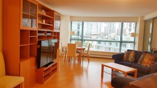 Photo 3: 1001 283 DAVIE Street in Vancouver: Yaletown Condo for sale in "PACIFIC PLAZA 1" (Vancouver West)  : MLS®# R2432855