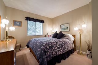 Photo 14: 2375 FOLKESTONE Way in West Vancouver: Panorama Village Townhouse for sale in "Westpointe" : MLS®# R2147678