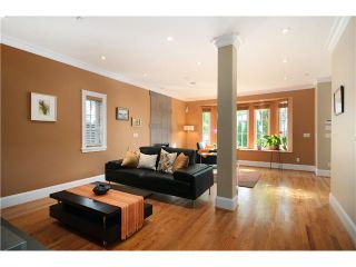 Photo 4: 4683 W 15TH Avenue in Vancouver: Point Grey House for sale in "Point Grey" (Vancouver West)  : MLS®# V1036495