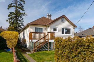 Photo 1: 518 Lampson St in VICTORIA: Es Saxe Point House for sale (Esquimalt)  : MLS®# 836678