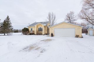 Photo 1: 601 Stone Church Road in St Clements: East Selkirk Residential for sale (R02)  : MLS®# 202227822