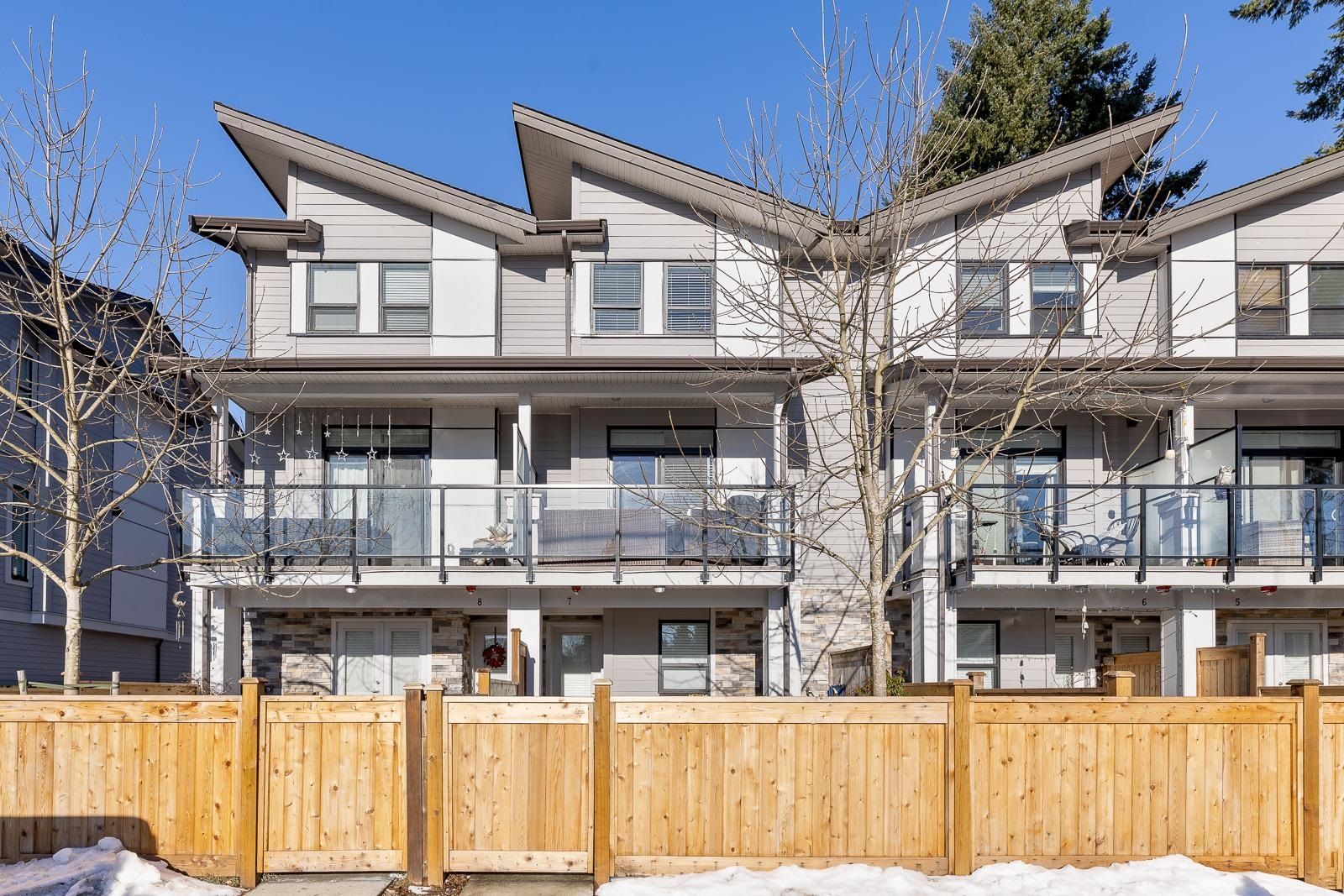 Main Photo: 7 2139 PRAIRIE Avenue in Port Coquitlam: Glenwood PQ Townhouse for sale in "WESTMOUNT PARK" : MLS®# R2642143