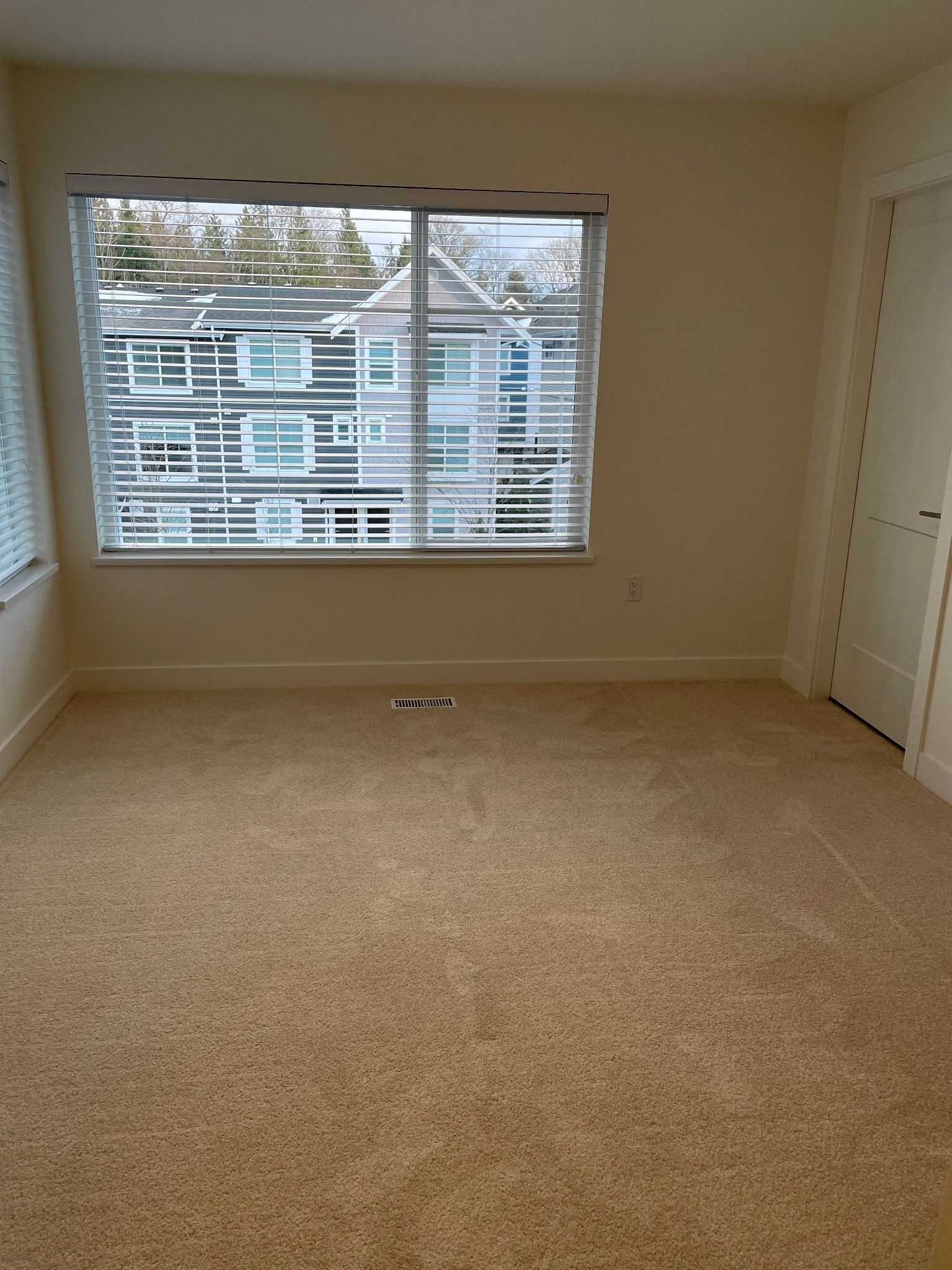 Photo 10: Photos: 64 - 8430 203A Street in Langley: Willoughby Heights Townhouse for rent