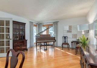 Photo 8: 52 Sunmount Crescent SE in Calgary: Sundance Detached for sale : MLS®# A1157588
