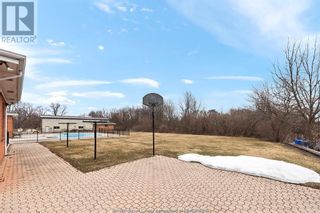 Photo 10: 883 FRONT ROAD South in Amherstburg: House for sale : MLS®# 23023136