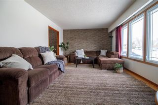 Photo 5: 68 Lomond Boulevard in Winnipeg: Windsor Park Residential for sale (2G)  : MLS®# 202205791