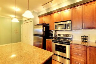 Photo 3: 308 2627 SHAUGHNESSY Street in Port Coquitlam: Central Pt Coquitlam Condo for sale in "Villagio" : MLS®# R2140620