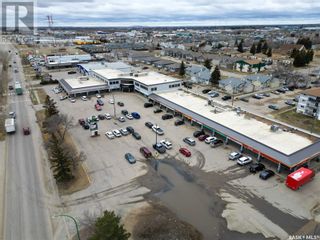 Photo 1: 129 2805 6th AVENUE E in Prince Albert: Retail for lease : MLS®# SK940732