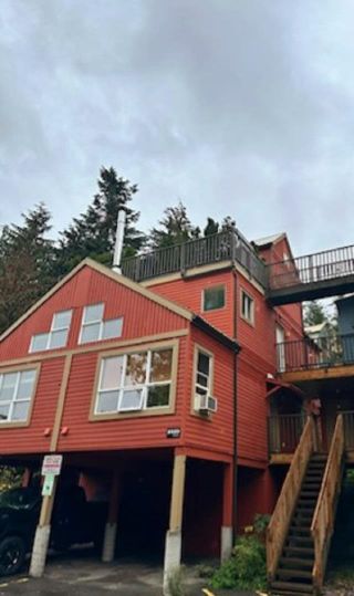 Main Photo: 4 2020 INNSBRUCK Drive in Whistler: Whistler Creek Townhouse for sale in "GONDOLA VILLAGE" : MLS®# R2881693