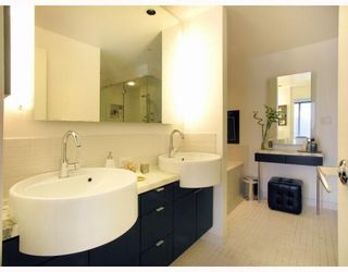 Photo 9: 2202 1055 HOMER Street in Vancouver: Downtown VW Condo for sale in "THE DOMUS" (Vancouver West)  : MLS®# V777326