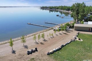 Photo 6: 400 Lakeshore Drive in Wee Too Beach: Residential for sale : MLS®# SK934050