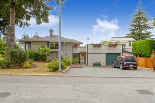 Photo 3: 1198 Reynolds Rd in Saanich: SE Maplewood House for sale (Saanich East)  : MLS®# 914478
