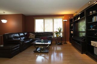 Photo 3: 54 Donan Street in Winnipeg: Riverbend Residential for sale (4E)  : MLS®# 202016959